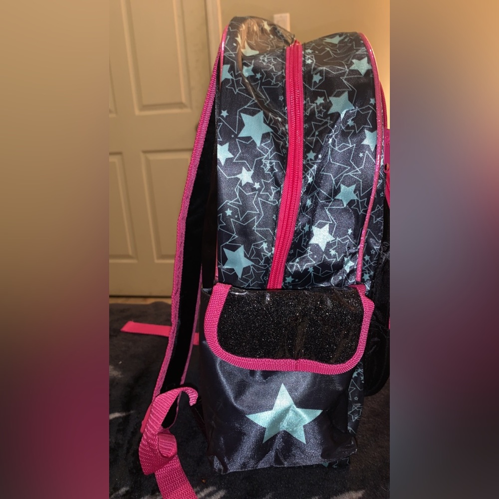 Back pack - Picture 3 of 4